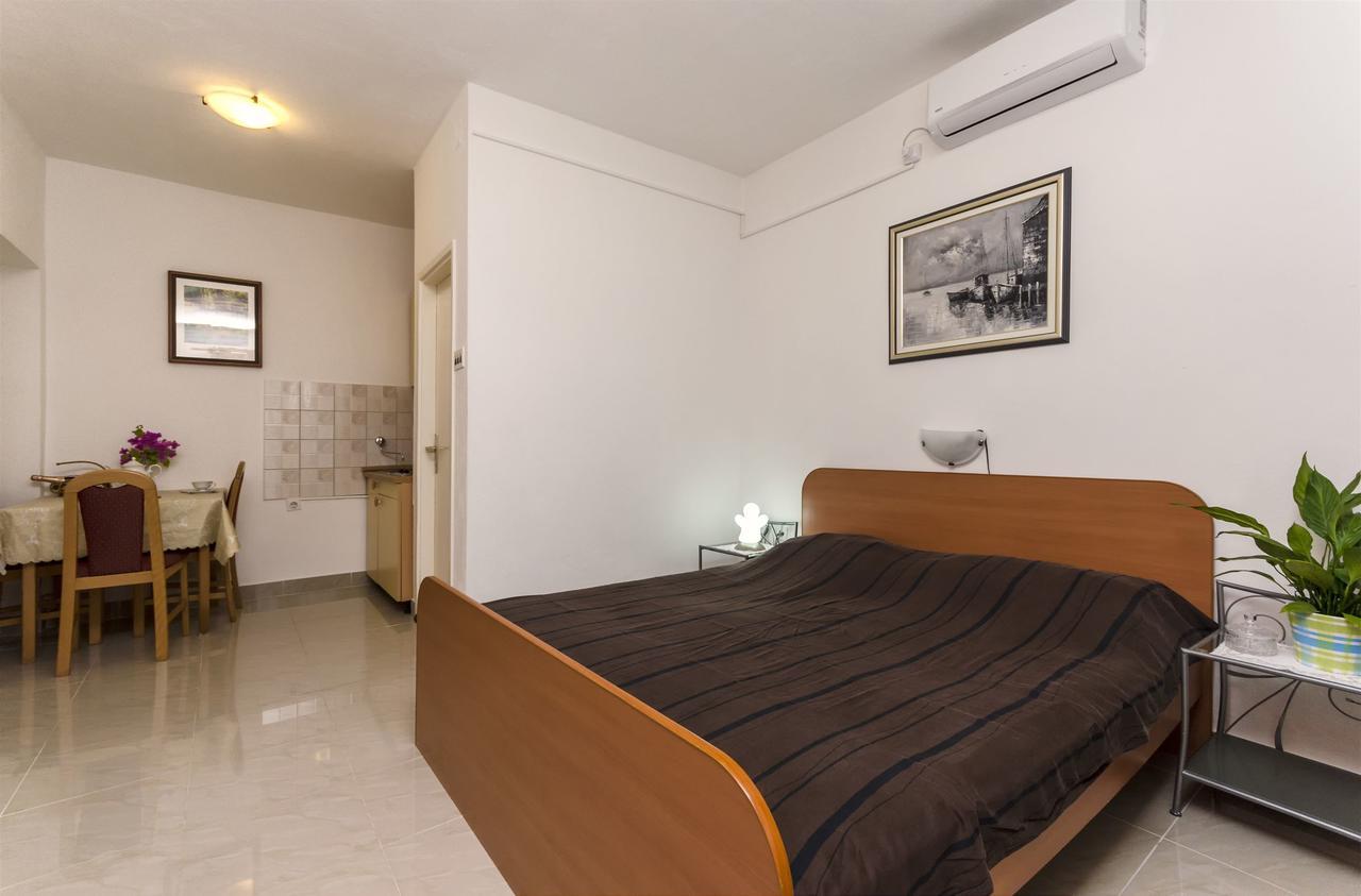 Apartments Toni Vodice Exterior foto