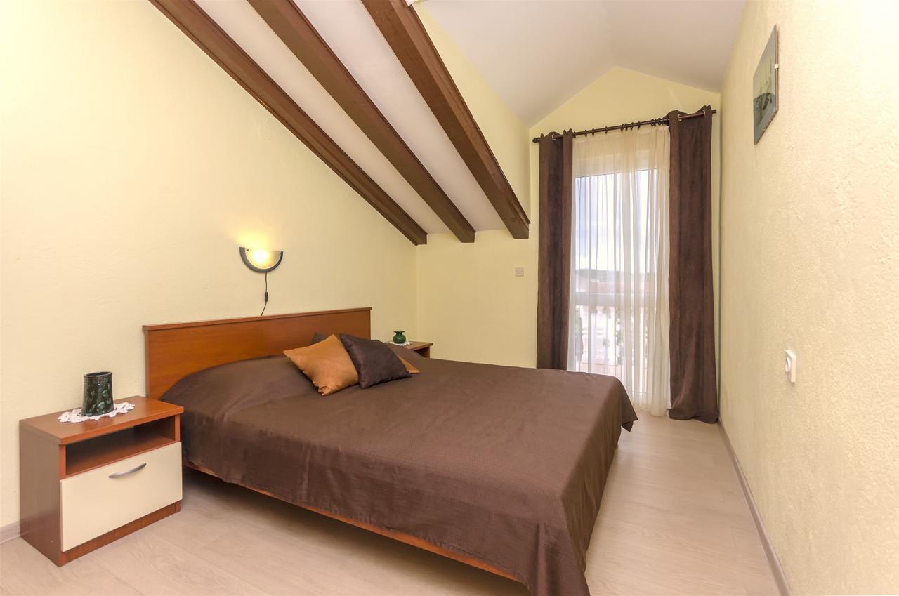 Apartments Toni Vodice Exterior foto